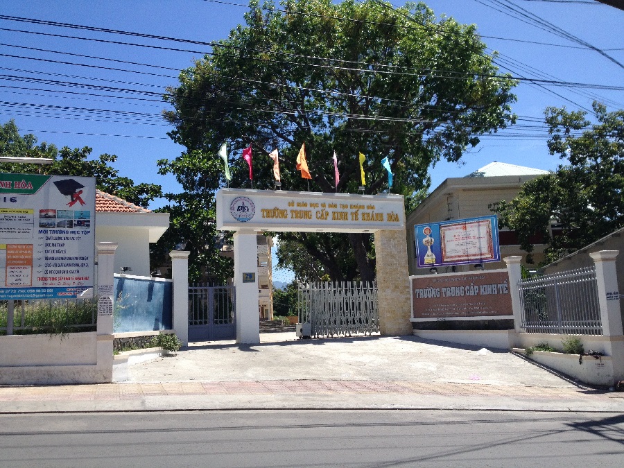 Trường Trung cấp Kinh tế Khánh Hòa