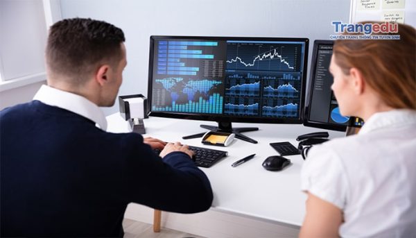 Chuyên viên Phân tích tài chính (Financial Analyst)