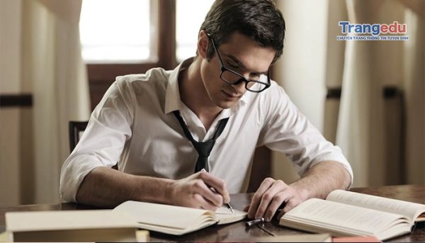 Nghề Nhà văn là gì? Công việc của một nhà văn như thế nào?